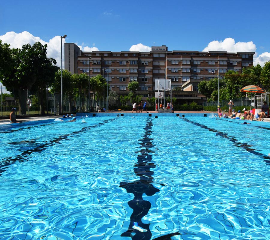 La piscina al Villaggio San Pellegrino